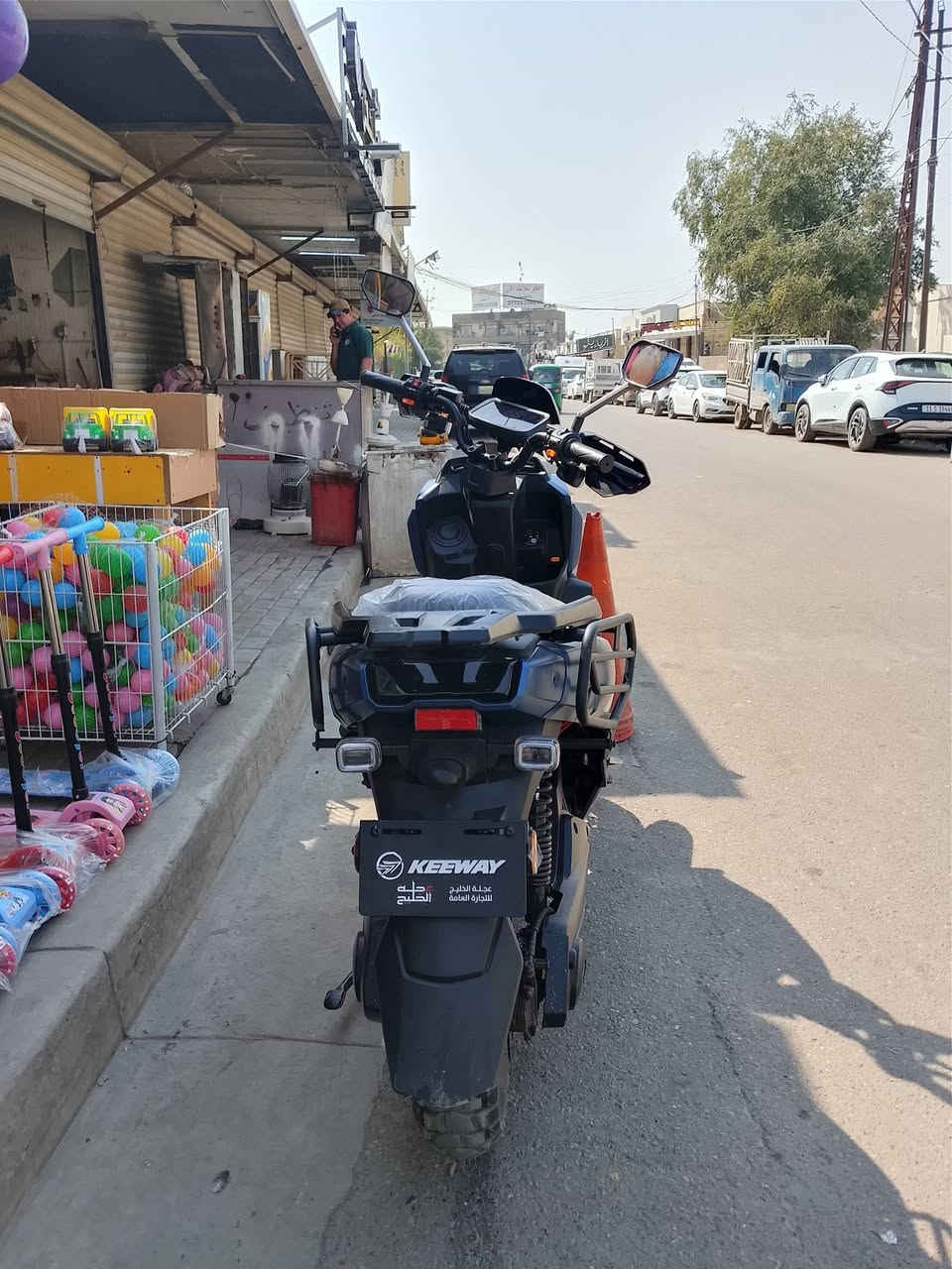 السلام عليكم
دراجة شحن اباجي غنية عن التعريف ٦ بطاريات السرعة ٧٠ كم
سعرها 1500 أو مراوس شعندك نزل


**إذا كنت صاحب هذا الإعلان وتريد حذفه لأي سبب، رجاءا أرسل رسالة إلى الدعم الفني**