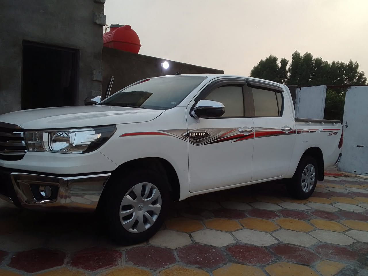 هايلوكس م2024 مكفول كفاله عامه
كير عادي رقم مثنى دوالي 17 
ماشيه 40 جديده حداديه تواير 
تبريد تدفئه سياره احله من الصور
مكان ناصريه *********** بيع او مراوس
