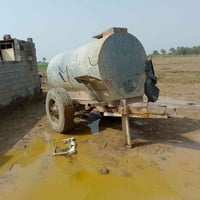 ورحمه الله وبركاته عندي مقطوره 4000 لتر 4 مليم  مقطوره 3000 لتر 4 مليم...