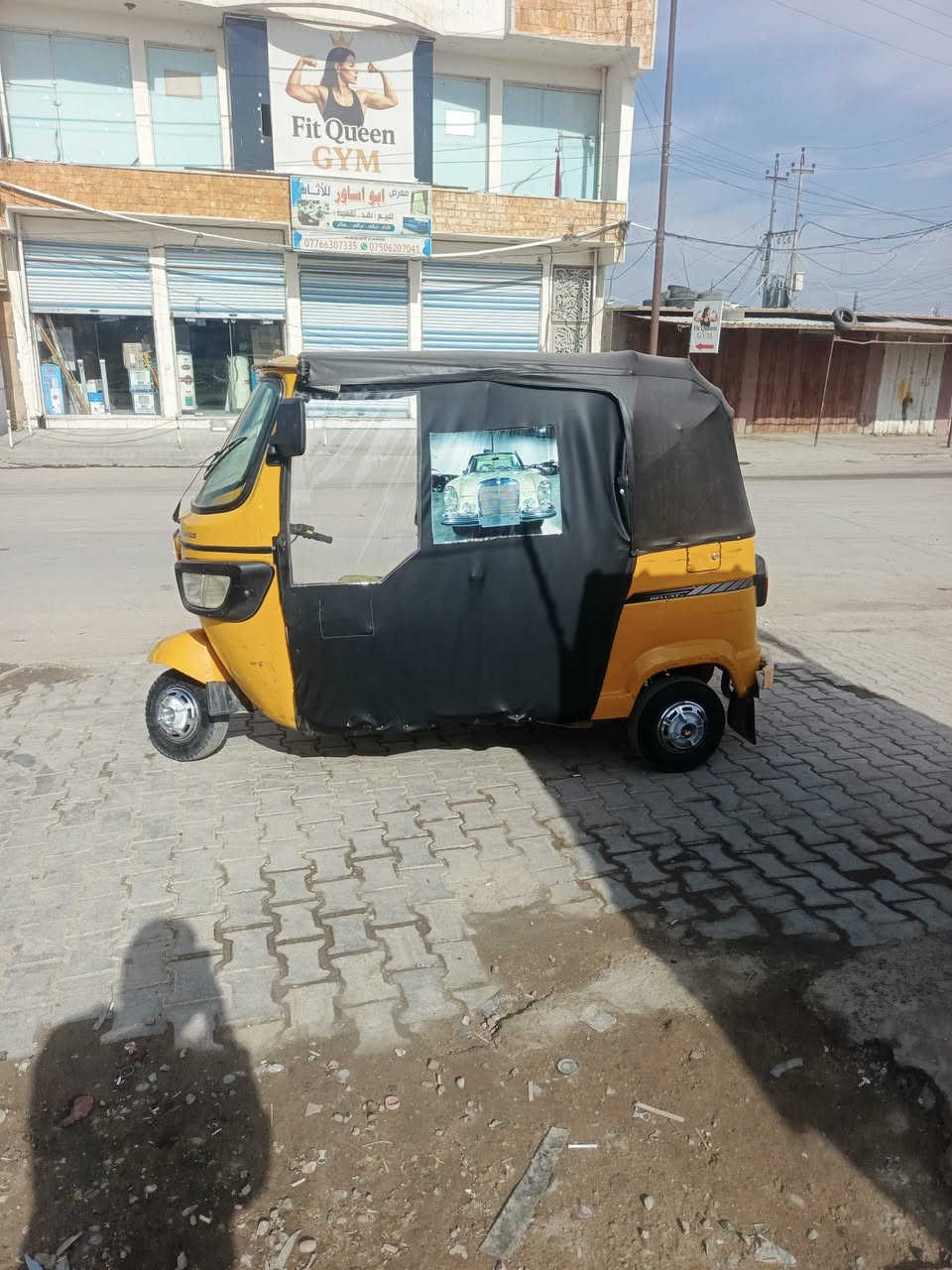 سلام عليكم شباب تكتك  TVS للبيع موديل 2018 بشهر 11 تكتك خير من الله مكينه ذابهه جديده تخم تايرات لا ضربه ولا طخه كهربائيات كلهه شغاله تحويل ثاني يوم مكانهه محموديه سعر 4250وبيهه مجال حك جيتك يعني جوه السوك رقم الهاتف *********** رجآ المو شراي لا يخابر
