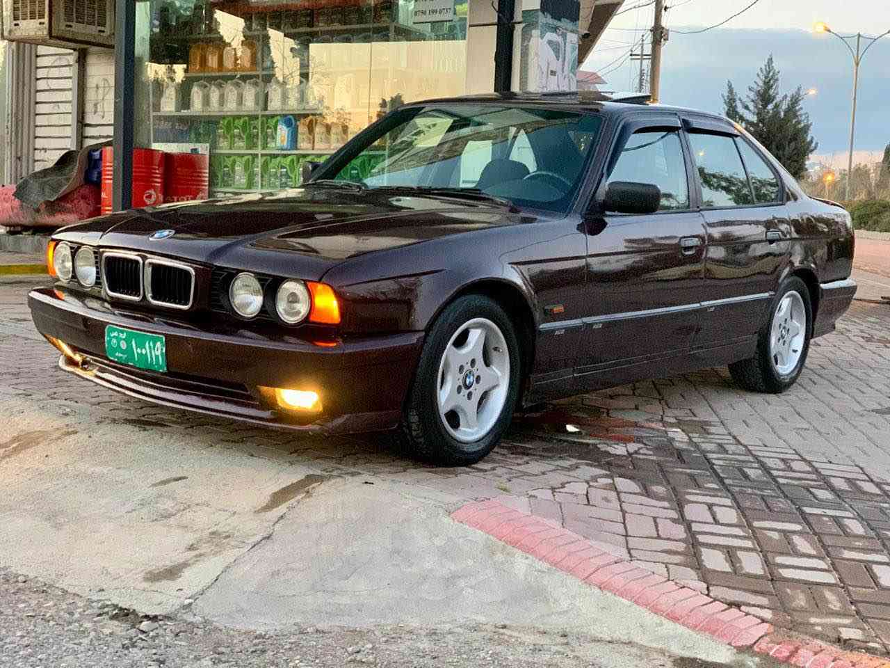 بیئێم مۆدێل ١٩٩٢
ئاڕمی پلاستیکی سلێمانی
٥٢٠ گێڕ عادی
کامل پەمپ بۆ جوانی
یەک چەمەلەخی دواوەی لێدراوی هەیە
گێڕو مەکینەو تەقەو ڕەقەو ئاڕمو ئەوەلیاتی بەشەرت

٤٨ گەڵاو معامەلە
سلێمانی
***********
*********** السليمانية, العراق
