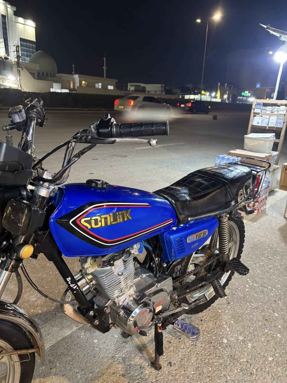 سلام عليكم ماطور روبار 2019
محرك نضيف بدون عيب لا صوت لا شي  بشرط 
منفيس اصلي 
محرك كبس 
سعر 275وبي مجال 
بخدمتكم
***********هذي رقم مبايل
و هذا واتساب ***********
