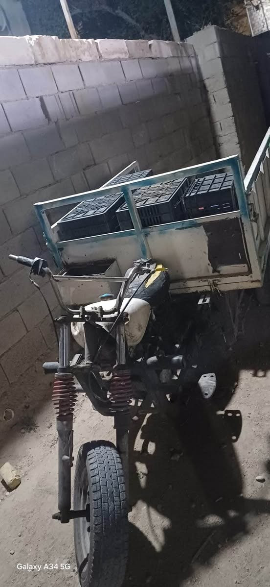 ستوته للبيع نضيفه دكه هندر كما موضح بصور اوراقها مفقوده العنوان البصره مشراك القديم قرب جامع الكواز السعر 400 بيها مجال لتفواض البصرة, العراق


**إذا كنت صاحب هذا الإعلان وتريد حذفه لأي سبب، رجاءا أرسل رسالة إلى الدعم الفني**