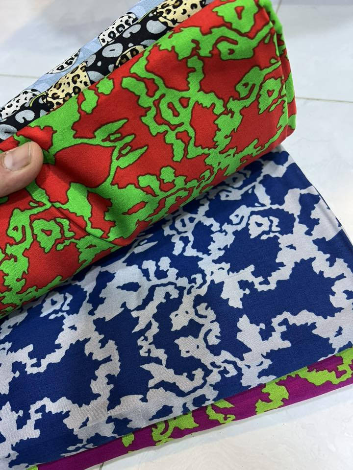 هذه العرض للجمعه 15 / 1
3 قطع ب10
اقوى تنزيلات على مستوى العراق🔥كشمير ايطالي دجتال اصلي
ثلاث قطع ب 10 🔥🔥🔥🔥🔥🔥🔥🔥🔥🔥
القطعه مترين و نص ضبط بدون نقص
متواجدون كل ايام الاسبوع من 3ونص عصر ل11 ليل
عدى الجمعه
 ☎️ *********** واتساب
شارع تولةفروش مقابل معمل النسيج
✨♥️✨مجمع دلسوز البزاز✨♥️✨
