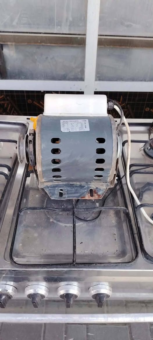 السلام عليكم ورحمة الله وبركاته غراض للبيع للاستفسار خاص أو اتصل على هذا الرقم ***********
