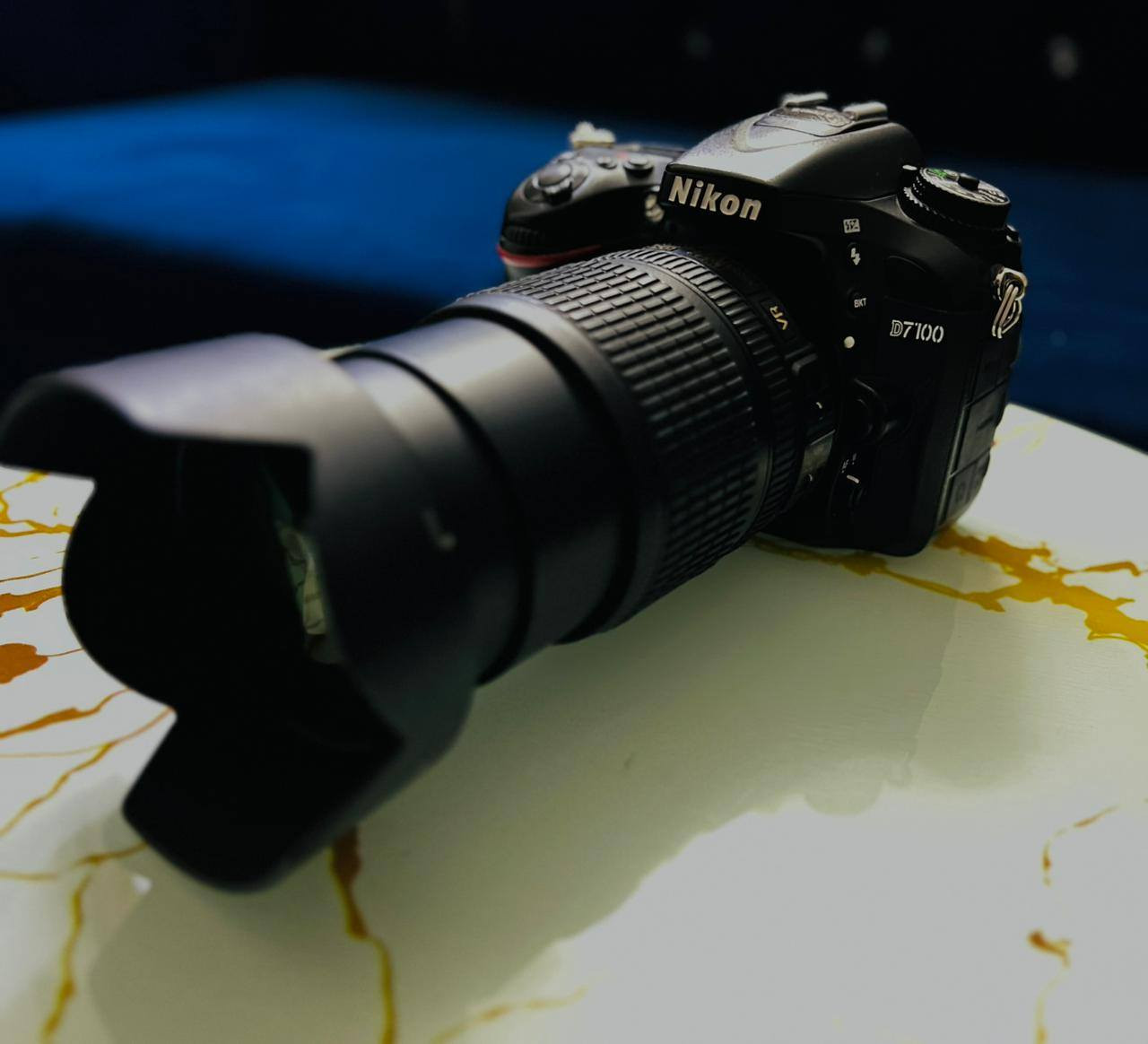 للبيع كاميرا Nikon D7100
المعالج: EXPEED 3
 • معالجة الصور بسرعة
 • تقليل التشويش في الإضاءة الضعيفة
 • تحسين الألوان
• حجم الشاشة: 3.2 
 • الدقة: 1.2 مليون نقطة
 • الشاشة غير لمس


**إذا كنت صاحب هذا الإعلان وتريد حذفه لأي سبب، رجاءا أرسل رسالة إلى الدعم الفني**