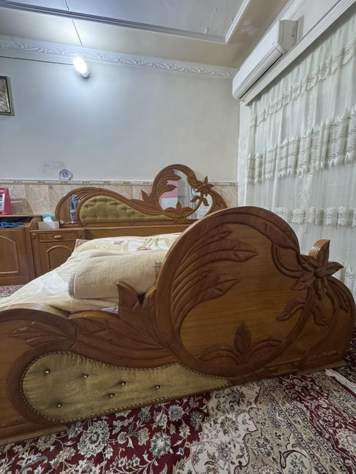 غرفة نوم نجارة عراقيه استخدام نظيف صاج مع جاوي بمليون وربع قفل ***********
