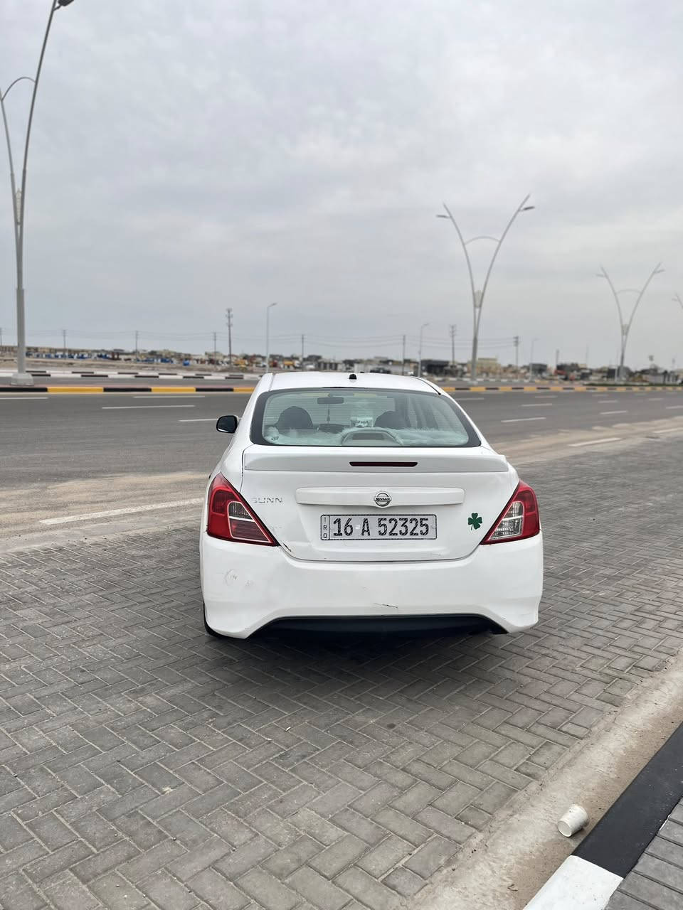 السلام عليكم
نيسان سني هندي  2018
سياره بيه 3 قطع فقط 
وبارد بل الجاملغ الخلفي 
سياره حلوه وخير من الله 

مكينه وكير وحداديه 
خير من الله وجدد 
تبريد ثلج 
رقم ديوانيه (قادسيه )
بسمي رقم نكليزي تحويل بل البصره 
لل2031
مشروع وطني 
السعر 82وبيه مجال 
العنوان بصره حي المهندسين 
الهاتف ***********
