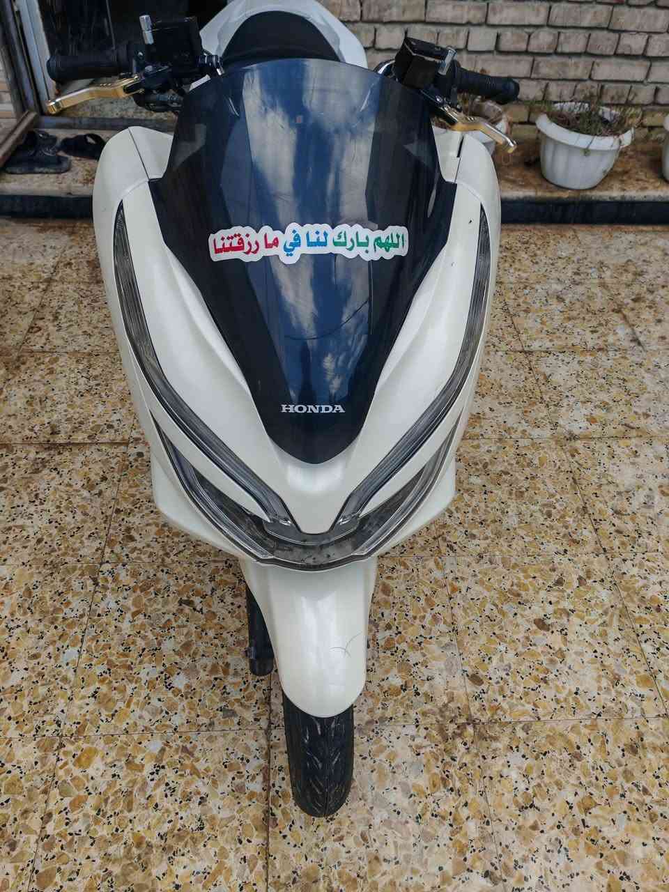 شباب جيل ثالث كوري مكفوله مكينه وسرقه ماشيه 28 الف السعر13 ورقه وبيهه مجال حك الجيه رقم ***********
