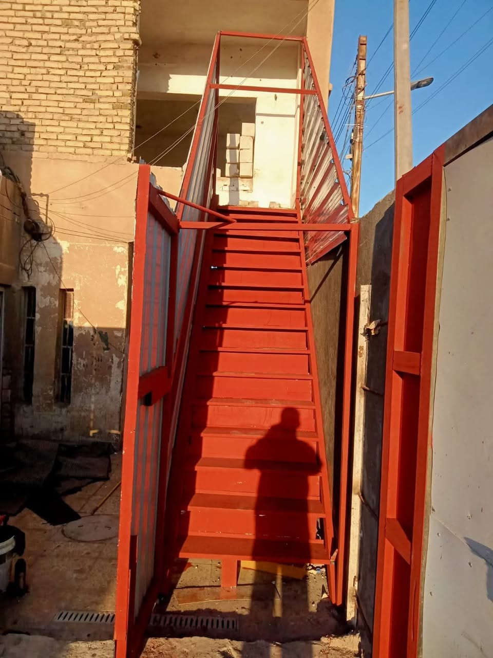 درج شغل درجه اولي حديد مليمين وتسابي*********** علي الحداد  العنوان البصرة *********** عنوان الورشه البصره حي بغداد ضهر العلوه العنوان الثاني ابو الخصيب
