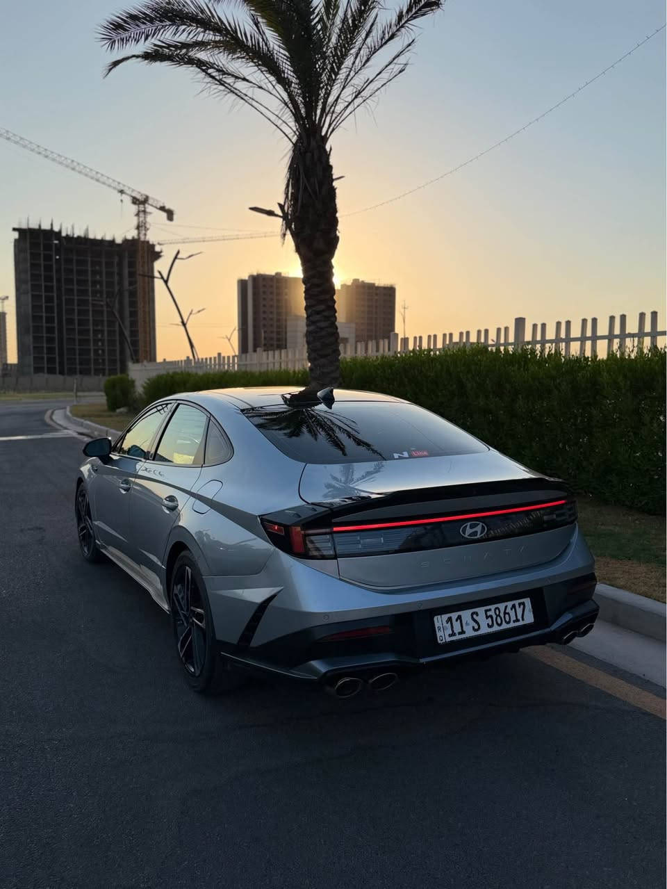 السلام عليكم 
سـونـاتــا 2024 
الفئه NLIN⚡️
السعر 195 وبيها مجال
حادث فقط بارد جاملغ خلفي بدون اي صبغ السياره
رقم بغداد 
السياره 2500تيربو🚀
المواصفات 🔥
بـانـوراما 🔰
كشنات سبورت حضن 🔰
شاشه متصل كبيره 🔰
اربعه دسك رياضي 🔰
وياله رياضي Nبلادي🔰
لدات داخليه الوان متغير🔰
كار بلي بدون كيبل🔰
اندرويد اوتو بدون كيبل 🔰
كشن سايق كهرباء🔰
تدفئه كشنات🔰
عطاس تيربو🔰
الصندوق يفتح عند التقرب 🔰
جام اوتو من البطمه 🔰
دركه مختمه N🔰
رادار 360🔰
تخم تاير جديد اصلي رياضي🔰
ادامه كامله للمحرك 🔰
بلكات جديد ⚜️
نوزلات جديد ⚜️
فلتر بانزين جديد ⚜️
فيت بم اصلي ⚜️
دهن اصلي اكسادو ⚜️
ماي راديتر جديد ⚜️
وباقي مواصفات السوناتا المعروفه 
الرقم ***********
مكاني بغداد الكرخ بغداد, العراق

