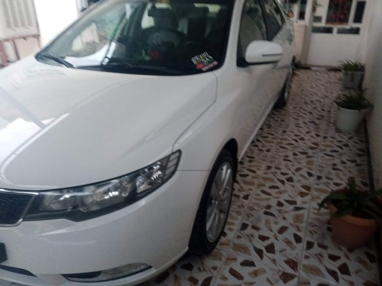 سلام عليكم سياره سيراتو موديل 2013 رقم السليمانيه بسمي سنويه جديده تخم تأيرات جديد فتحه من فوك شفتات وستيرن اشاره مري او حساسات سياره جديده ماشيه 100 سياره ما مفتوحه كفاله عامه سياره جديده مكاني ديالى الوجيهيه السعر 120
أو بيها مجال رقمي للتواصل ***********
