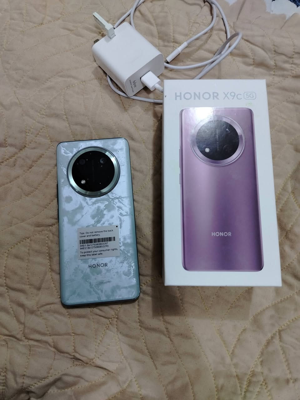 السلام عليكم مبايل هونر x9c
مستخدم اقل من شهر نضافه100%
الذاكره256
العشوائيه8غ.ب
السعر300وبيه مجال 
للأستفسار الاتصال على الرقم التالي ***********
