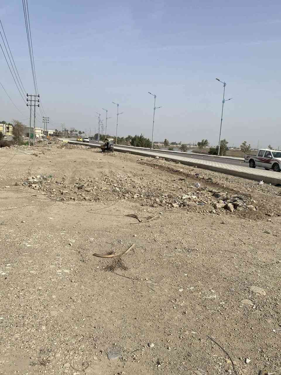 قطعة أرض للبيع تجارية على شارع عام العنوان (خلف دائرة النسيج) مجاور الرعاية الاجتماعية المساحة الكلية (425 م) للاستفسار اكثر الاتصال على الرقم
***********
