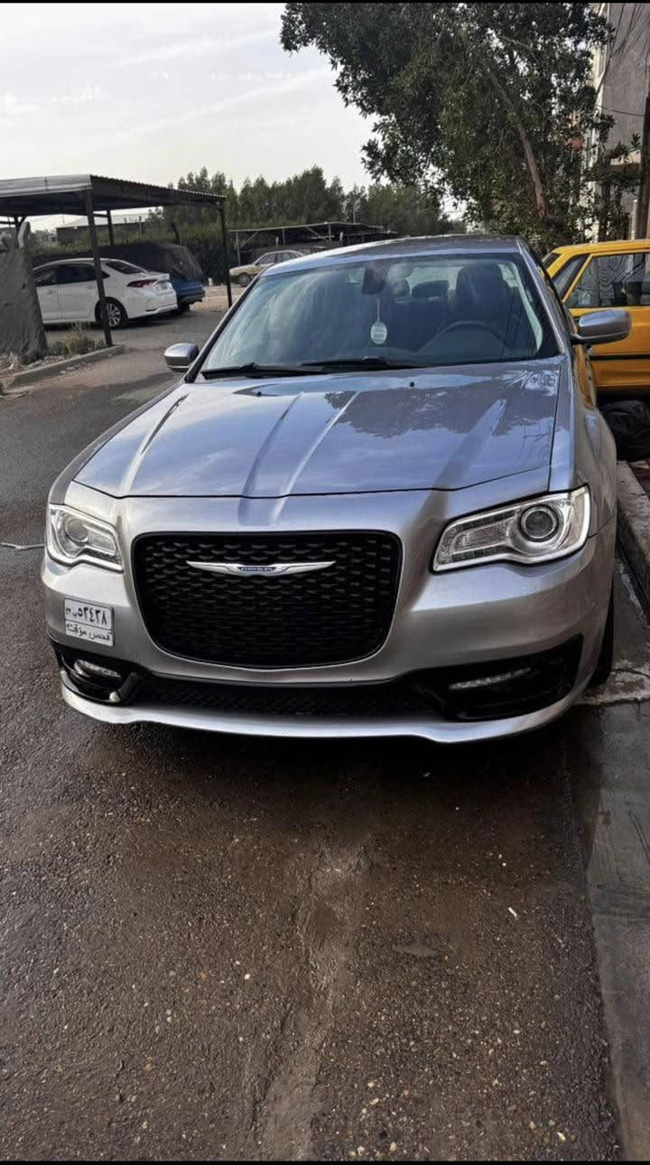 اوباما 17 معلايه 23 تترقم بغداد كامل فحص وهزه وكامل معماله قرار 3 يعني تصير اصل 17 سياره مكانها بغداد مكينه 3.6 حدثها جاملغ خلفي وجاملغ امامي وبيها كم قطعه كلير سعر 150 مكاني بغداد *********** سياره كامله وبل كارتون
