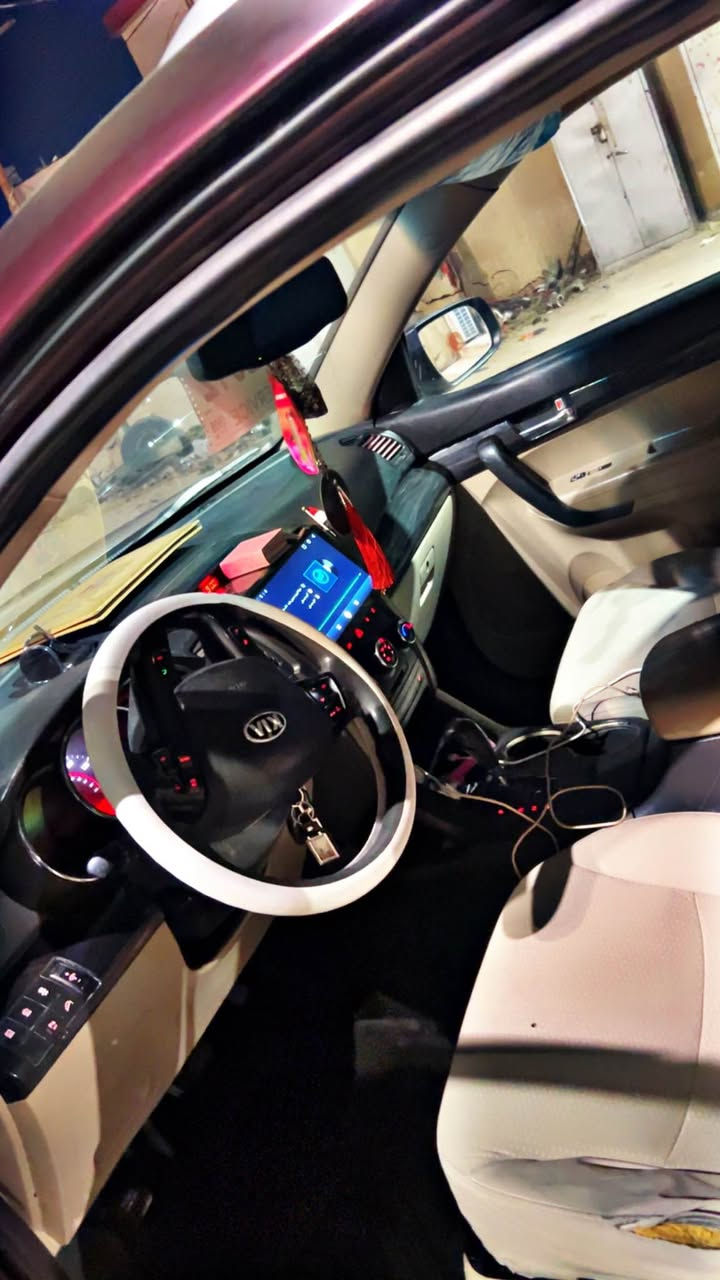 سورنتو2011امريكي محرك دوش 4سلندرتخم تاير صدرها حلوتحويل مباشرالسياره حادثها جفيه عل القماره وقبل الحادث جانت اكلين مكاني سامراء
السعر96وبيها مجال 
*********** سامراء, صلاح الدين
