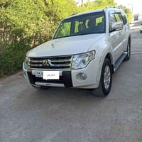 السلام عليكم  باجيرو حبتور ٢٠١٠ رقم بغداد  هزه جديده  سياره كفاله  عام...