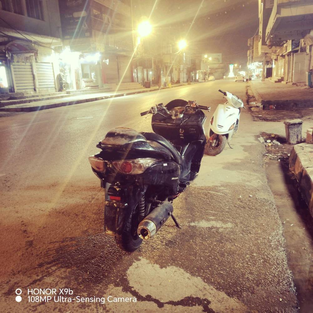 السلام عليكم دراجه فورزا 09 مفتوحة مره وحده تايرات جدد دبلات خلفي امامي جديد 