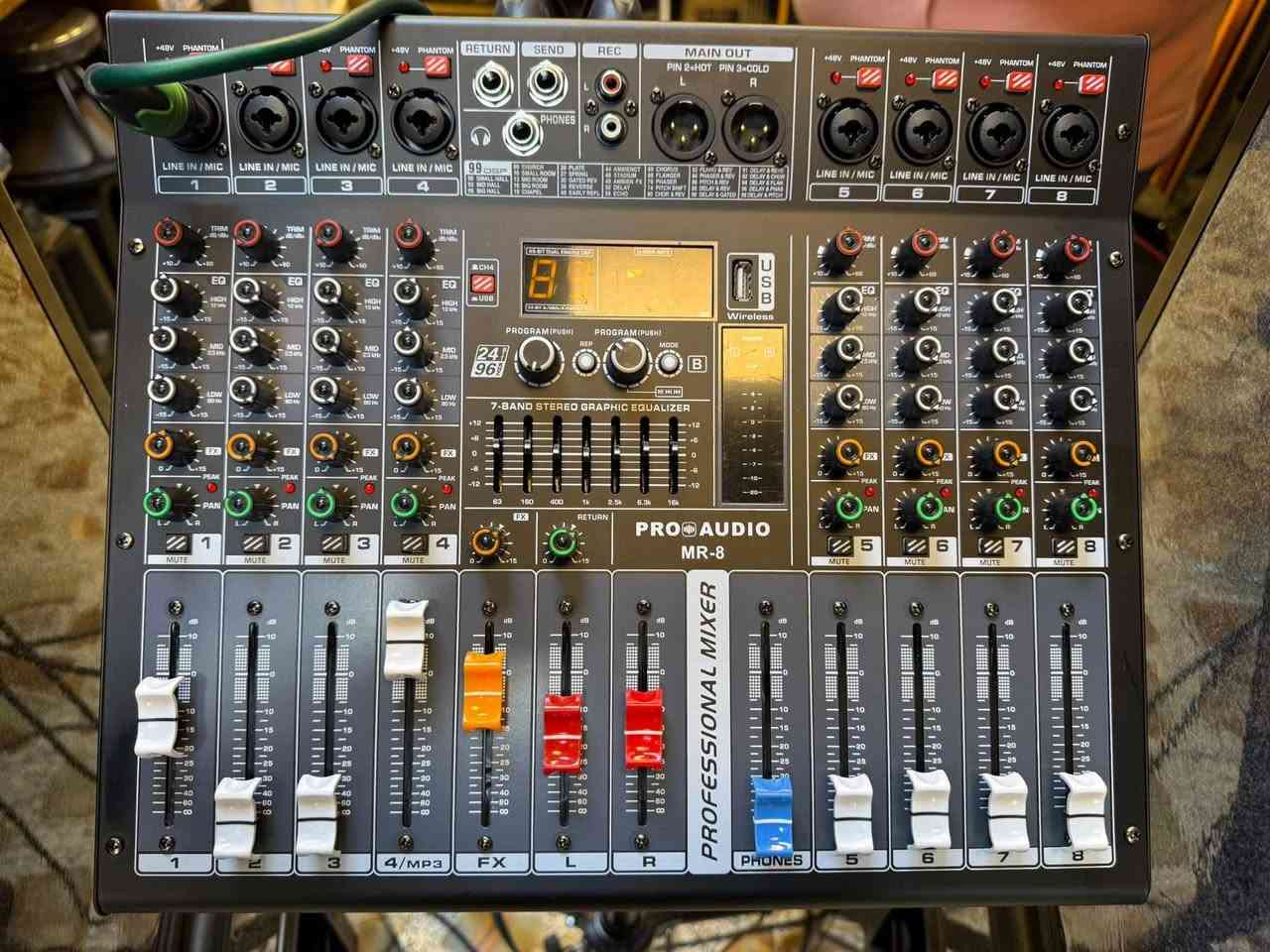 الهم صل على محمد وال محمد 🤲
تم تجهيز الاخوه من معرض ابو شيبه. البياتي للصوتيات 

🔊🔊🔊🔊🔊🔊🔊🔊🔊🔊

يوجد. مفرد بسعر الجمله حصرا

🏢🏢🏢🏢🏢🏢🏢🏢🏢🏢

العنوان مدينه الصدر قطاع 56

مقابل ساحة الصدرين 

🚚🚚🚚🚚🚚🚚🚚🚚🚚🚚

يوجد توصيل الى جميع المحافضات 

☎️***********

☎️***********

☎️***********

☎️***********
