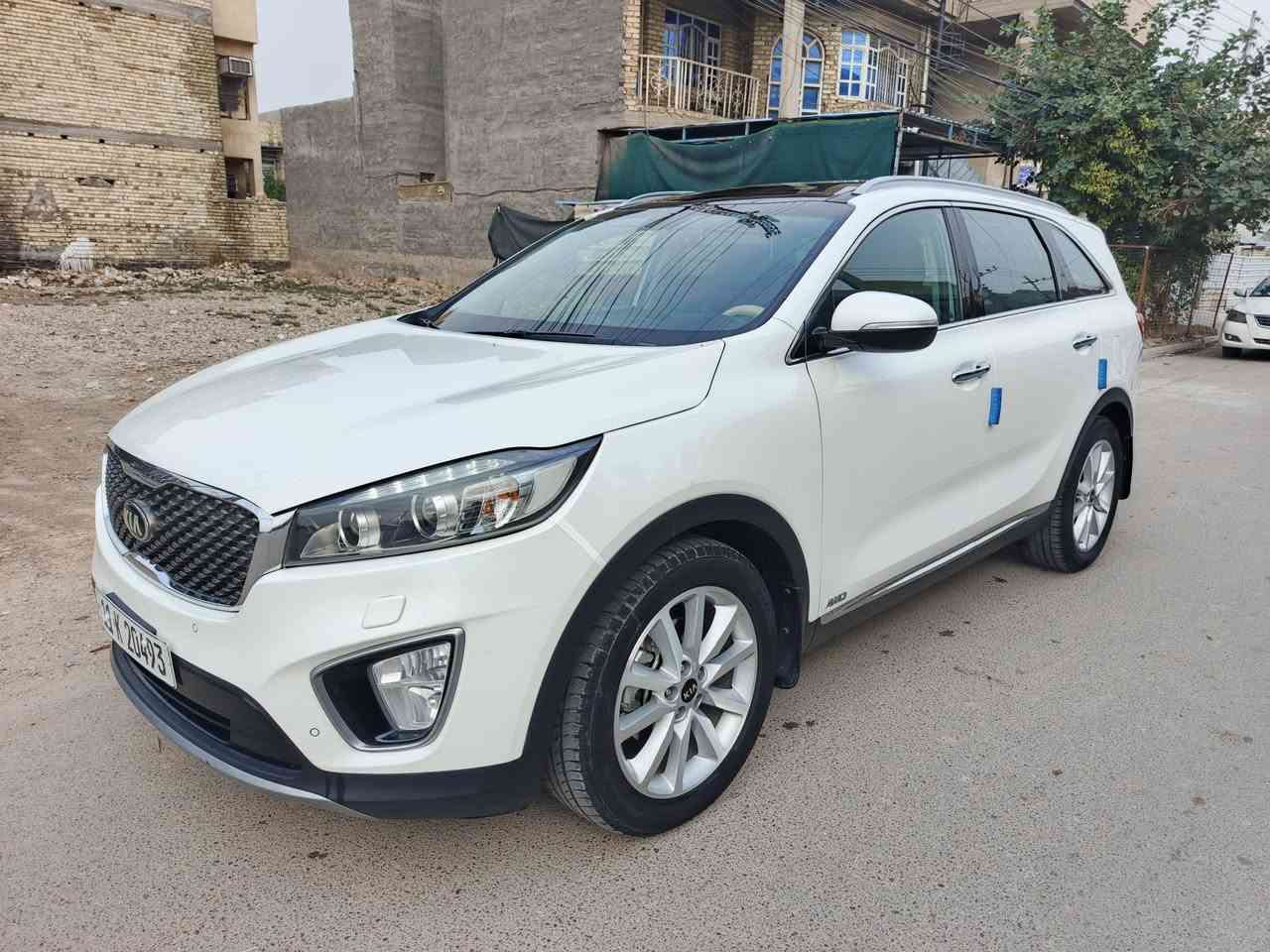 السلام عليكم للبيع سورنتو 2017 كويتي مكفولة كفالة عامة فول الفول موصفات 1/1 على وضع الشركة
مكينة 6 ستندر 3500 وضع شركة

كير وضع شركة

تبريد ثلج 🧊❄

داخل ملكي فول Vip 

ماشية 139 KM حقيقي 

موصفات السيارة

1بصمة تشغيل + بصمة ابواب + بصمة جنطة

2نظام ترحيب عند الاقتراب + فتح الجنطة

3 بنوراما 3 طكات

4- 7 راكب 

5 سايد بريك بصمة 

6 تبريد مناخين منفصل + 3 قطع تبريد + التبريد ابيانو 

7 كشاف ليلي + كشاف نهاري + لد امامي + لد خلفي + عدسات في المازدة

8 تبريد بل كشنات + تدفئة بل كشنات

9 داخل جلد قرميدي+ كشنات جلد + كشنات حظن 

10- 3 انظمة قيادة (ECO فول اقتصادي + SPORT رياضي + SMART ذكي)

11 شاشة + كامرة 360 درجة + شاشة اعطال

12 مانع انزلاق + نظام ABS

13 كشنات كهرباء السايق والراكب

14 الجنطة كهرباء

15 حساسات امامي + حساسات خلفي 360 درجة 

16 اشاير بل مرئي + المرئي شفط

17 5 ويل كب + تخم تاير

18 تبريد بل جكمجة + قاصة 

19 بردات خلفية 

20 السيارة فر ويل 4×4

21 شاحن لاسيكي بور ذكي + منافذ شحن في الامام وفي الخلف بور

22 فول تحكمات ستيرن + كزوز سرعة 

23 اوتو هورد توقف ذكي ومساعد 

24 زراكات امامية على المازدة  

وبعد بيها موصفات هووووووواي ......

السيارة مكفولة ( من الصبغ + الفتح + البارد حتى الدعاميات ) 

كتلوكات الشركة والبصمة موجودات + الاسبير مانازل 

رقم بغداد بسمي هزة + رقم + سنوية جديد

مكاني بغداد حي جهاد

السعر 237 وبيها مجال للطيبين

*********** واني اسف الى الاطالة
