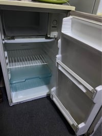 ثلاجة • نظيفة شغالة • بغداد الغزالية