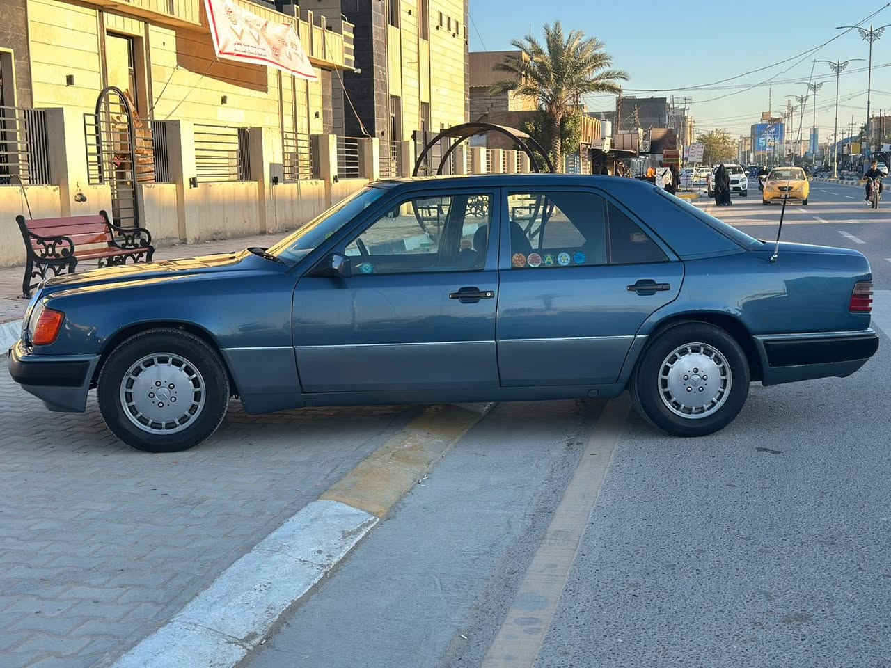 السلام عليكم مستعجل ع البيع والسعر بي مجال
جمعة مباركة

دب 88 محرك بلاد 

محدثة 91 

بغداد انگليزي 

تبريد شغال وشرط ثلج 

سيارة جاهزة والفضل لله 

السعر 63 قابل للتفاوض 

مكاني كربلاء 

***********

