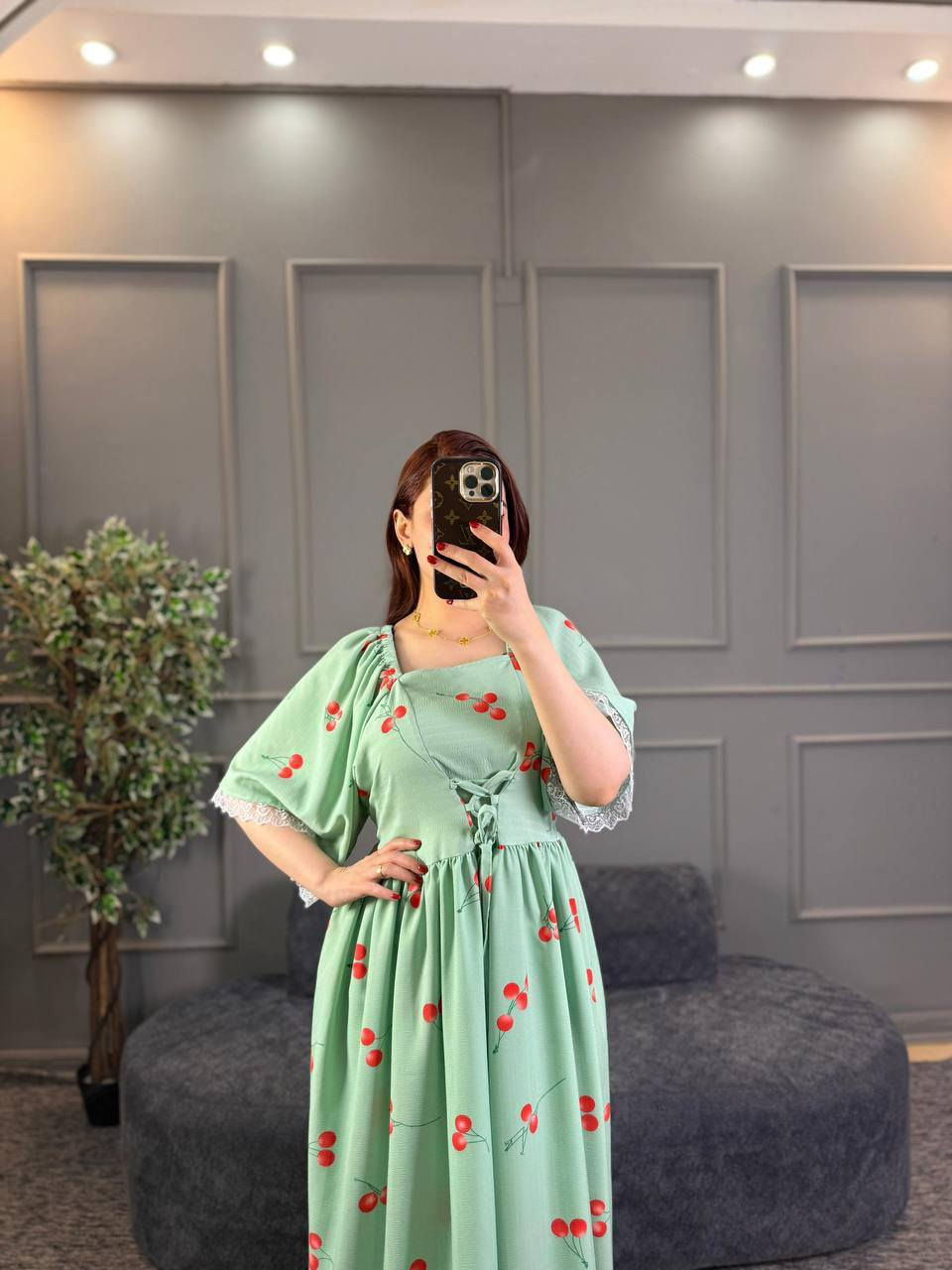 بسم الله الرحمن الرحيم 

اللهم صل وسلم على نبينا محمد وآل محمد 

فستان نسائي

خامة كريشة كلوش شرط الفحص

فري سايز  لحد ٩٥ كيلو


**إذا كنت صاحب هذا الإعلان وتريد حذفه لأي سبب، رجاءا أرسل رسالة إلى الدعم الفني**