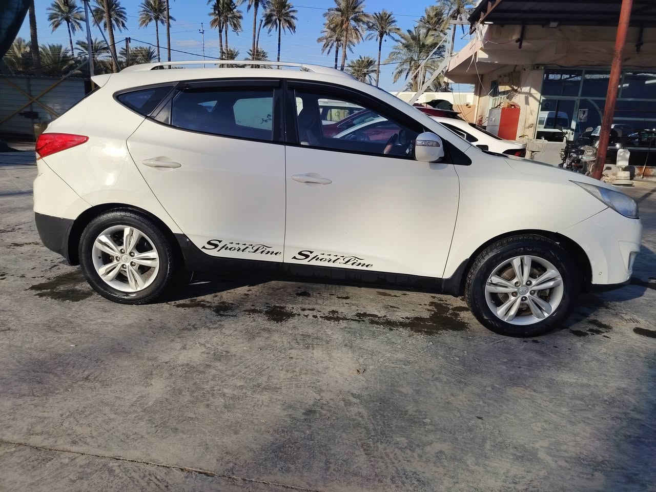 توسان  ١١ خليجي فور ويل  بانوراما     محرك ٢٤٠٠    باسمي رقم اننكليزي      الجديد   للبيع


**إذا كنت صاحب هذا الإعلان وتريد حذفه لأي سبب، رجاءا أرسل رسالة إلى الدعم الفني**