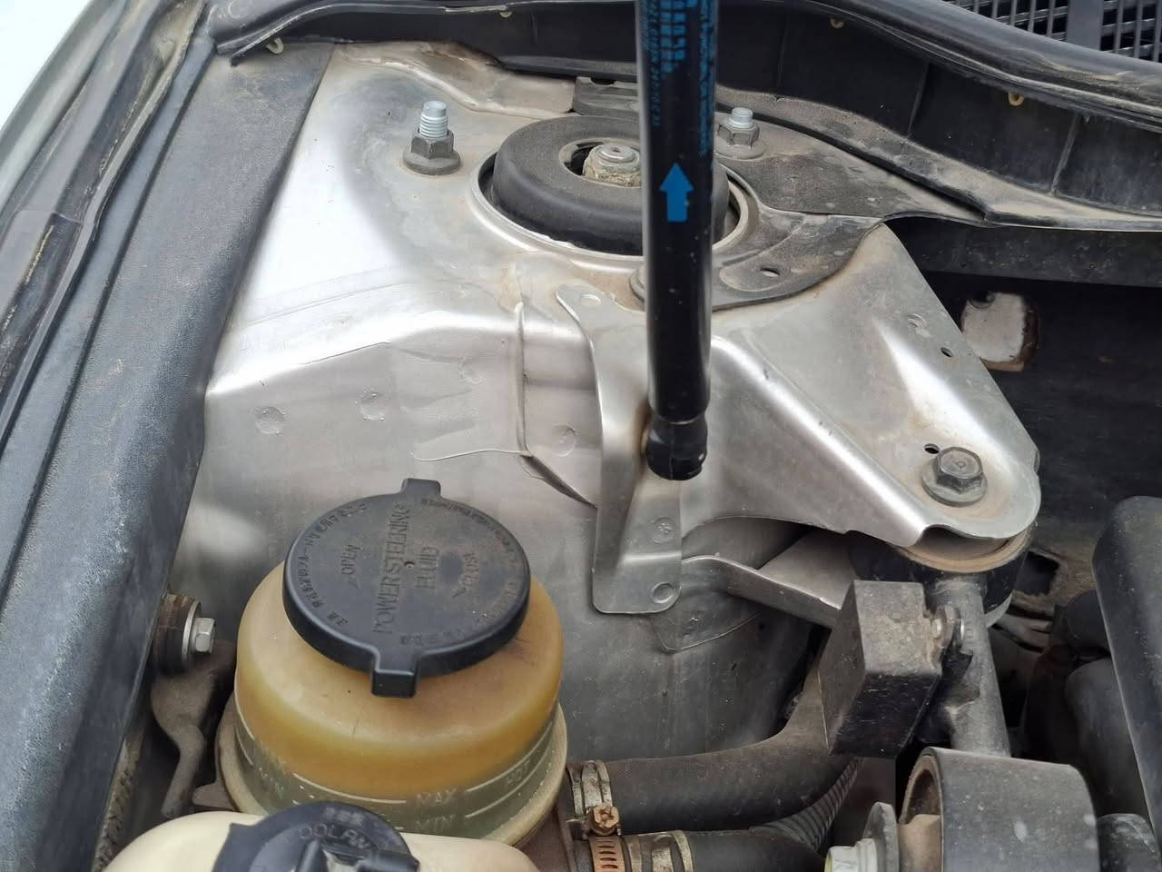 للبيع تيوتا كامري  موديل ٩ امريكي ماشيه ١٦٠ الف 
مكاني تكريت. ***********
