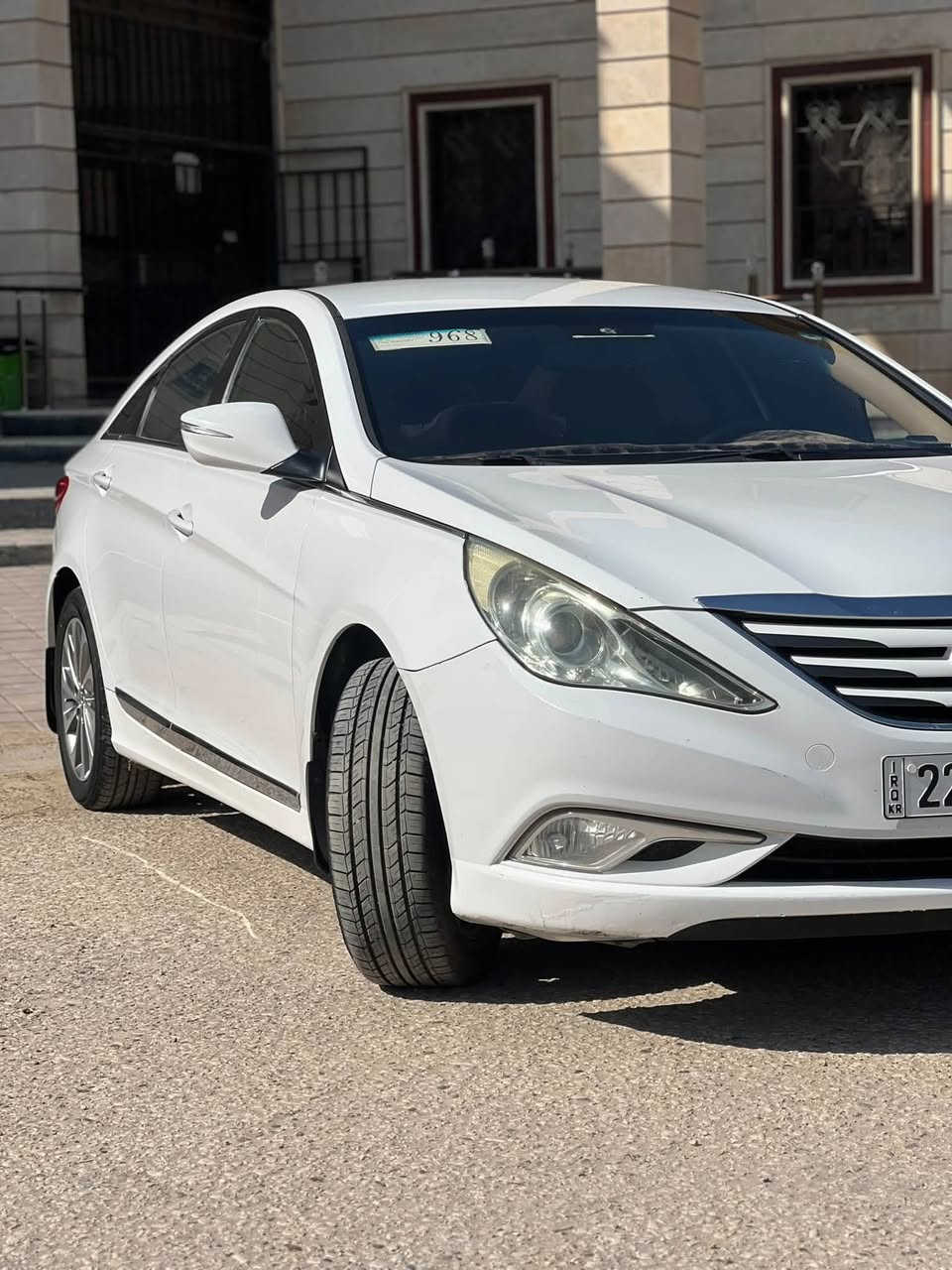 السلام عليكم
سوناتا ٢٠١٣ خليجي شكل ١٤ 
تبريد قطعتين 
مكينة ٢٤٠٠ لا تنقيص لاتبخير 
شفتات ستيرن
كشن كهرباء
حساس خلفي بلادي
كامرة بلادية 
ماشية ٢٠٤
السيارة جاهزة من كلشي 
هزة وسنوية جدد وبأسمي 
رقم اربيل 
كفالة ما عدا بارد قليل 
***********
السعر ١٣٣ وبي مجال حك الجيه
