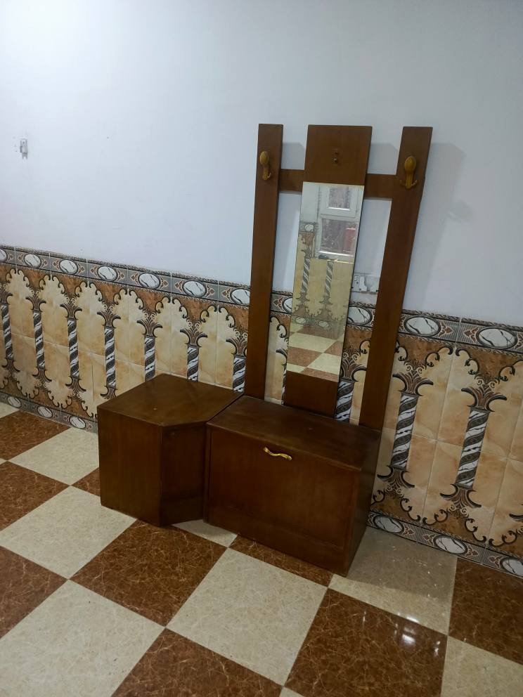 جربايه مع زاويه مع مرايه الي موجود بل صوره صاج اصلي تكمه  كل عيب بس يريد صبغ سعر 150 شراي خابر *********** كركوك, العراق
