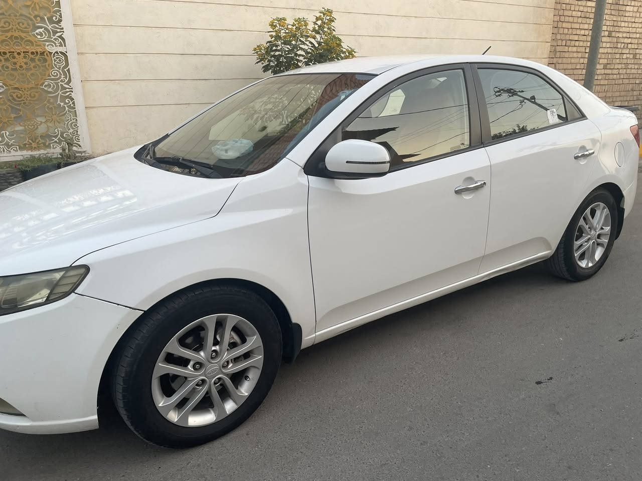 سيراتوا 2012
شماليه بأسمي تحويل …..

مكفوله كفاله عامه من الضربه والكلبه +كبر+ مكينه طابوكه جديده 

السياره بلاديه ولاقطعه امبدل 

سنويه لل2030

تبريد منضومه جديده 

تايرات تخم جديد 

حداديه زينه

سياره مال جناي 

مكانهه صويره 

استفسار ***********

.

.
