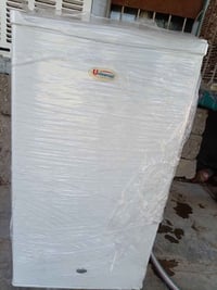 مبرده للبيع سعرها ٥٠ قفل بيها ضمان ١٠ ايام وفحص يمي إلا استفسار 075071...