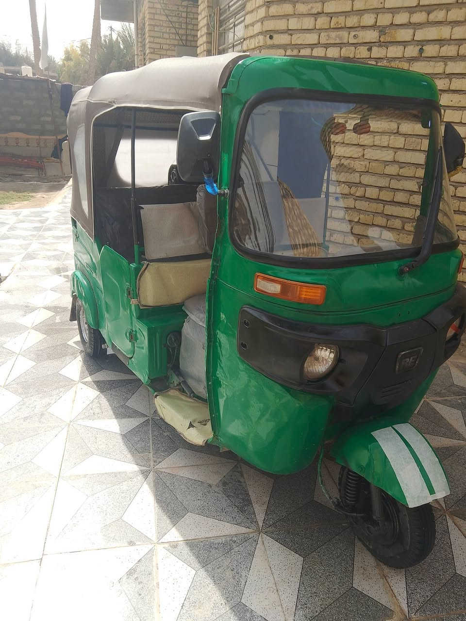 سلام عليكم تكتك البيع موديل 21 مصبوغ جماليه وراق كبس مكفوله من سرقه   مكان القاسم    سعر خاص ***********
