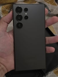 سامسونج S24 الترا • ٢٥٦ • اسود