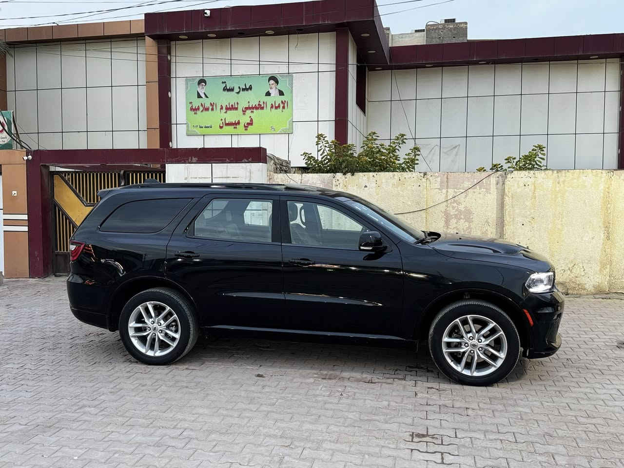 #كوبارت_ميسان_الاقدم_في_ميسان
دودج دورنكو 2023 GT بلاس 1/1 فول للاخير🔥🖤
__________________________________________
مرقم بغداد وكامل تحويل بنفس اليوم✅✅

بنيد وجاملغ بدون دواخل بدون ايرباك 🔥🖤
محرك 3.6 V6  🖤🔥 
فول للاخير على مواصفات 🔥🔥
#ميسان_العماره #القطاع_شارع_نعمة_الريفي
السعر 305 🔥🖤
#للاستفسار__والتواصل***********
