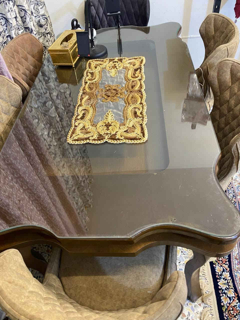 ميز طعام 4 كراسي تركي راقي جدا سعره 250 اتصال *********** بغداد رصافة
