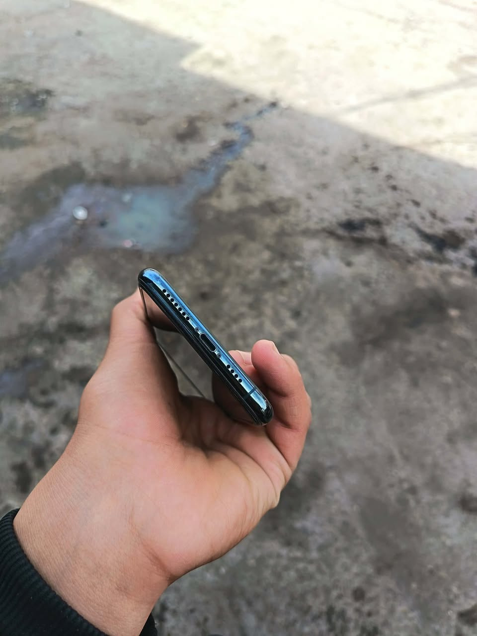 سلام عليكم
ايفون 11 برو ماكس
ذاكره 256 
بطاريه 82 
نموذجه M  
الجهاز ابدل فقط قاعده مال ايسي بس 
الجهاز كله بلادي 
مكان بعداد الدولعي 
السعر 350 بي مجال 
للستفسار ‭0771 382 4053‬ بي واتساب
