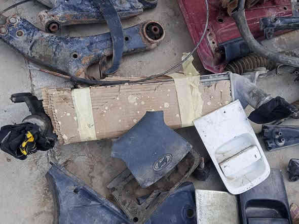 قطع غيار مال محل تعزيلة لان تم سحب المحل من البلدية 
ابيع شيلة وحدة و مفرد 
وتساب 
*********** البصرة
