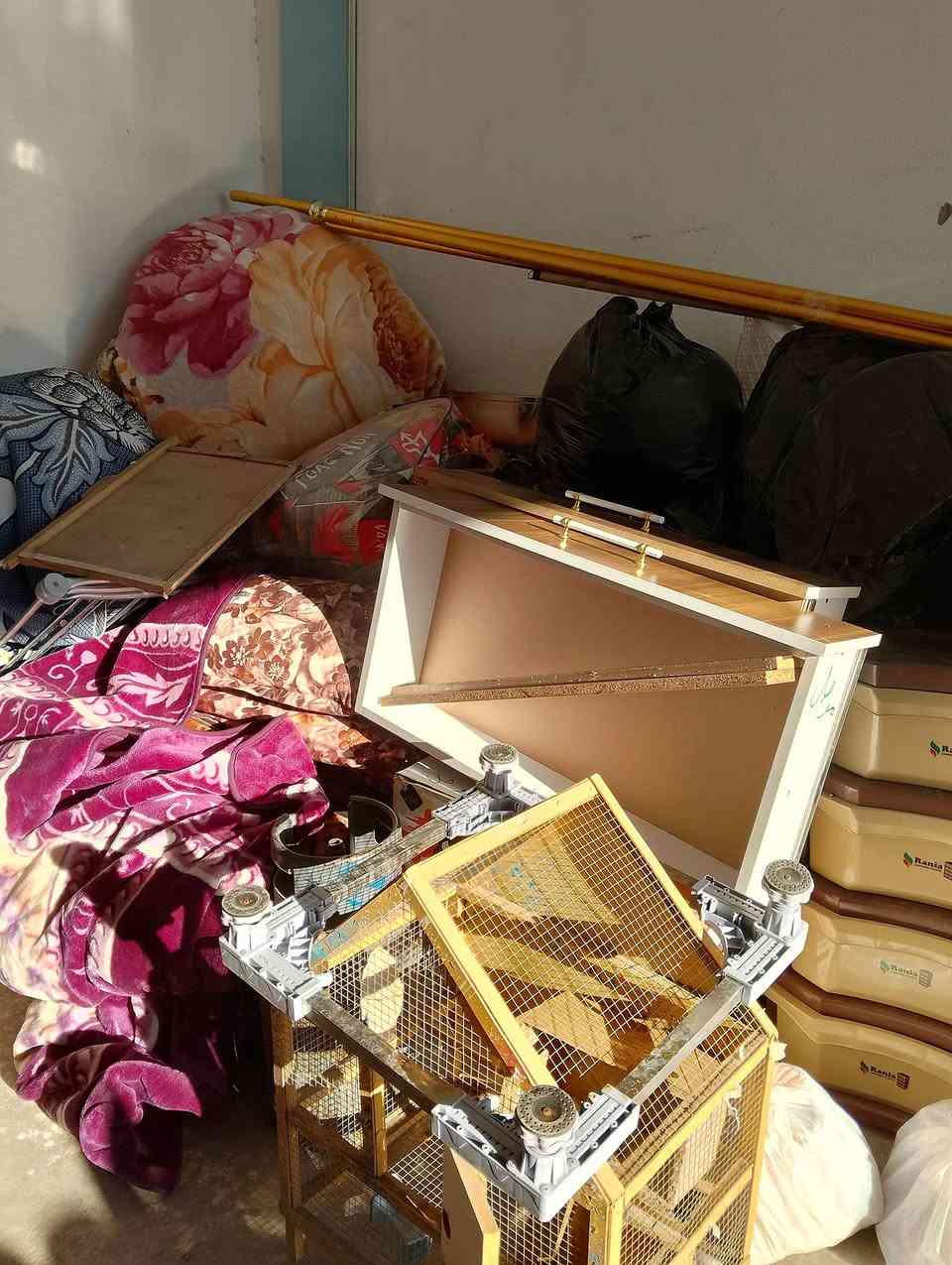 نقليات كركوك البيرق لي نقل بين المحافظات ذهابا وايابا تواصل واتساب*********** مع خدمت توصيل  طلبات سريعة محافظات بيرق2 ***********. نقل  اثاب. بضائع منازل سلع تحويل ونقل البيوت داخل وخارج وحسب الضاوابط. العنوان سايدين عرفة عمل شعبي مقابيل اسواق زانا
