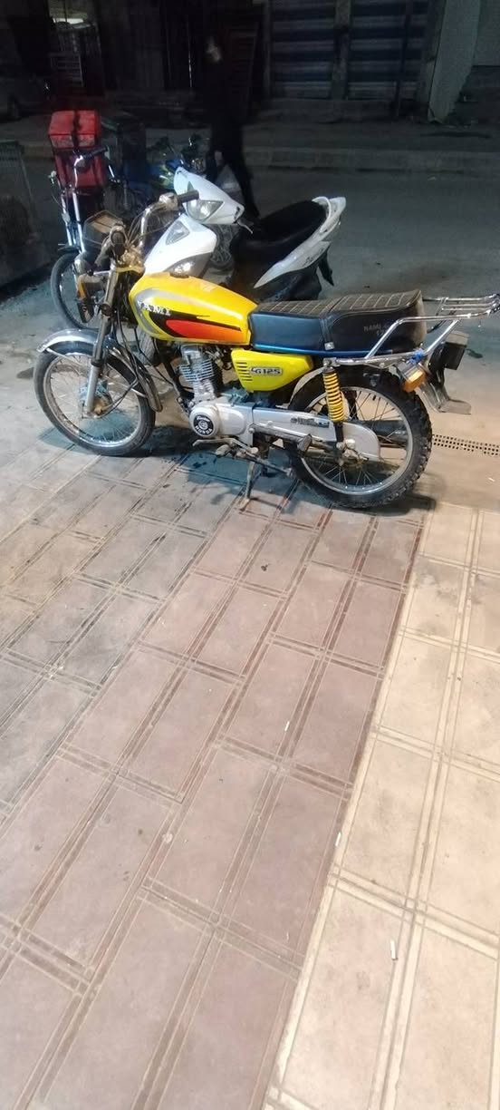 سلام عليكم
دراجه ارشا موديل 21 ممفتوحه اوراق كامله مكانهه شطره بب750 وبيهه مجال


**إذا كنت صاحب هذا الإعلان وتريد حذفه لأي سبب، رجاءا أرسل رسالة إلى الدعم الفني**