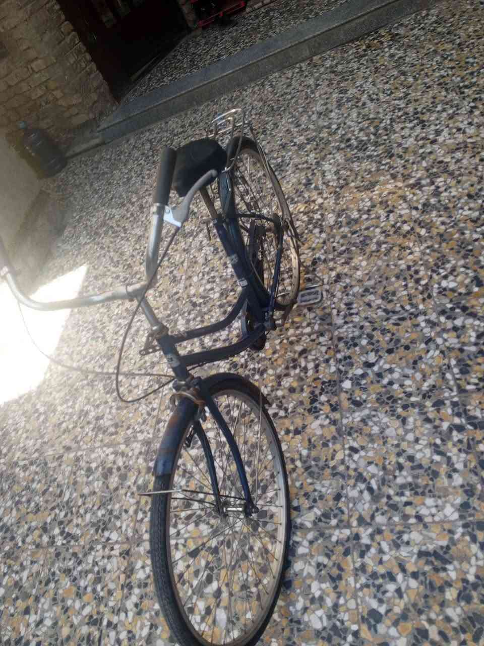 السلام عليكم بطه ياباني للبيع حجم 27 كشن جديد جوب امامي جديد ابريكات أمامي خلفي شغالات البايسكل نضيف مكاني بغداد الامين الثاني التواصل خاص قيم وخذ اكتب سعر بل تعليقات وذا عجبني اطبلك خاص


**إذا كنت صاحب هذا الإعلان وتريد حذفه لأي سبب، رجاءا أرسل رسالة إلى الدعم الفني**