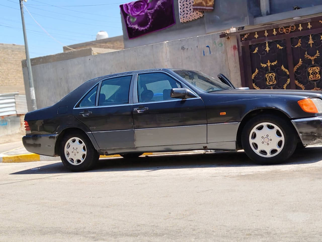 مارسيدس شبح موديل  1991  مكينه وكيل جدد ابلاد كشنات كهربائيه شاشه اندرويد التبريد شتغال نقصه فقط شحن مكفول السياره باسمي رقم بغداد السعر 65 وبيها مجال بسيط
للاتصال ***********
