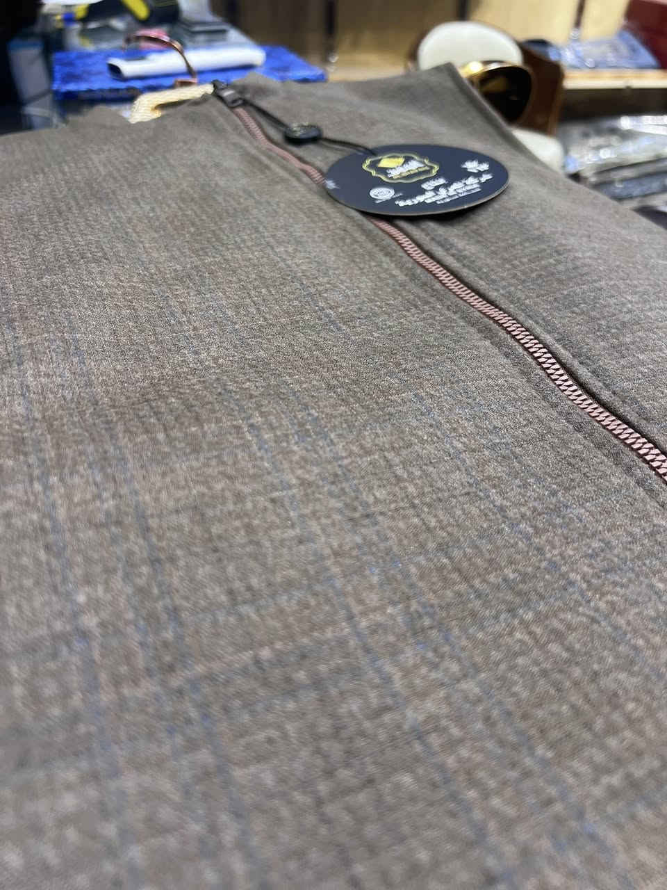 تخفيضات
يلك جوخ وجهين 
متوفر بثلاث ألون فقط 
سعر القطعه 20 
العنوان:الانبار- راوه الجديده


**إذا كنت صاحب هذا الإعلان وتريد حذفه لأي سبب، رجاءا أرسل رسالة إلى الدعم الفني**