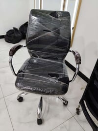 عدي كرسي جديد السعر مناسب 07726586429