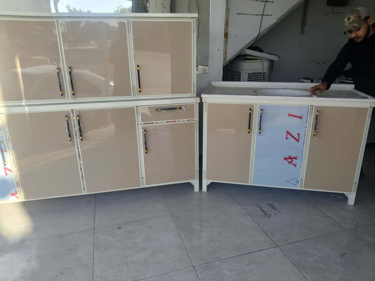 السلام عليكم
كاونتر جديد للبيع 3 أمتار و30 سنتيم 
العنوان كركوك بنجا علي
شراي تفضل خاص وتدلل


**إذا كنت صاحب هذا الإعلان وتريد حذفه لأي سبب، رجاءا أرسل رسالة إلى الدعم الفني**