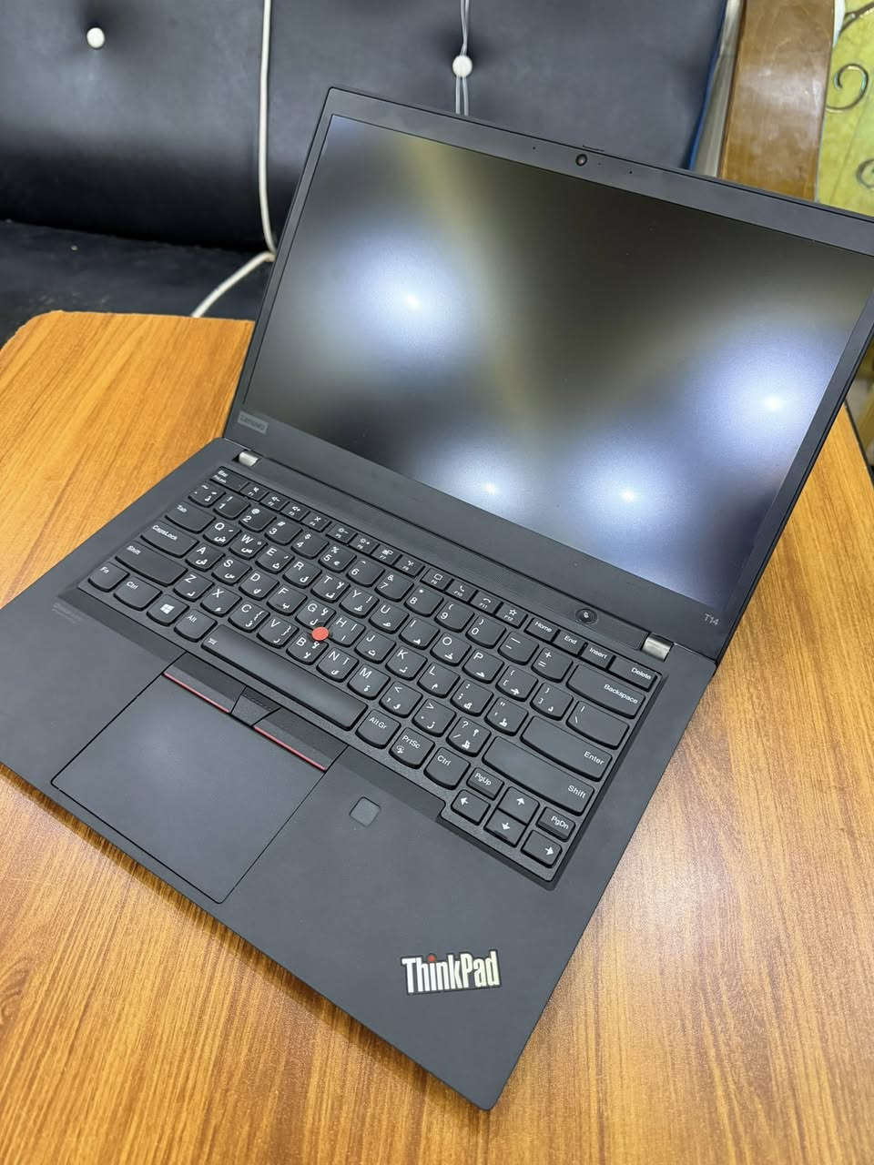 💻 لابتوب Lenovo ThinkPad T14
جهاز عملي وأنيق بحجم كبير وأداء قوي، مناسب للدراسة والعمل والتنقل اليومي بكل سلاسة.

🔹 المواصفات:
المعالج: Core i5 الجيل العاشر ⚡
الرام: 24GB
الهارد: 256GB SSD
الشاشة: 14 إنج FHD
كرت الشاشة مدمج 6 GB VRAM
بصمة اصبع

🎁 الهدايا المرفقة:
ماوس
حقيبة لابتوب
الشاحن الأصلي تايب سي

📦 التوصيل متوفر داخل بغداد 

السعر 400 الف 

اتصال ***********
