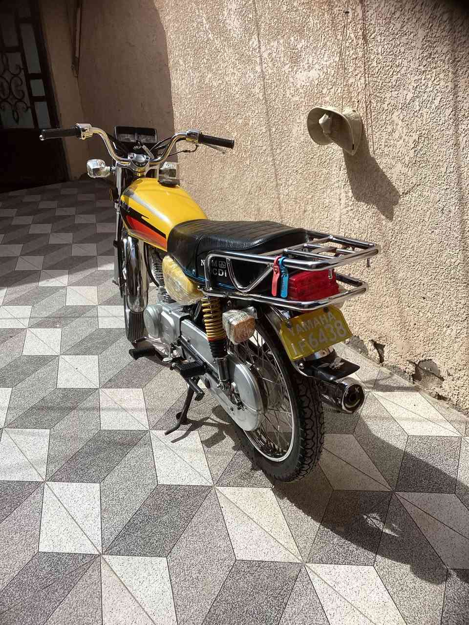 السلام عليكم دراجه نامه متياز باب الول 3 احرف جديده موديل 2025 ما عايزه أي شي كله شغال أوراق وكيل اصلي السعر 650 وبيه مجال رقمي *********** عنوان بابل سياحي
