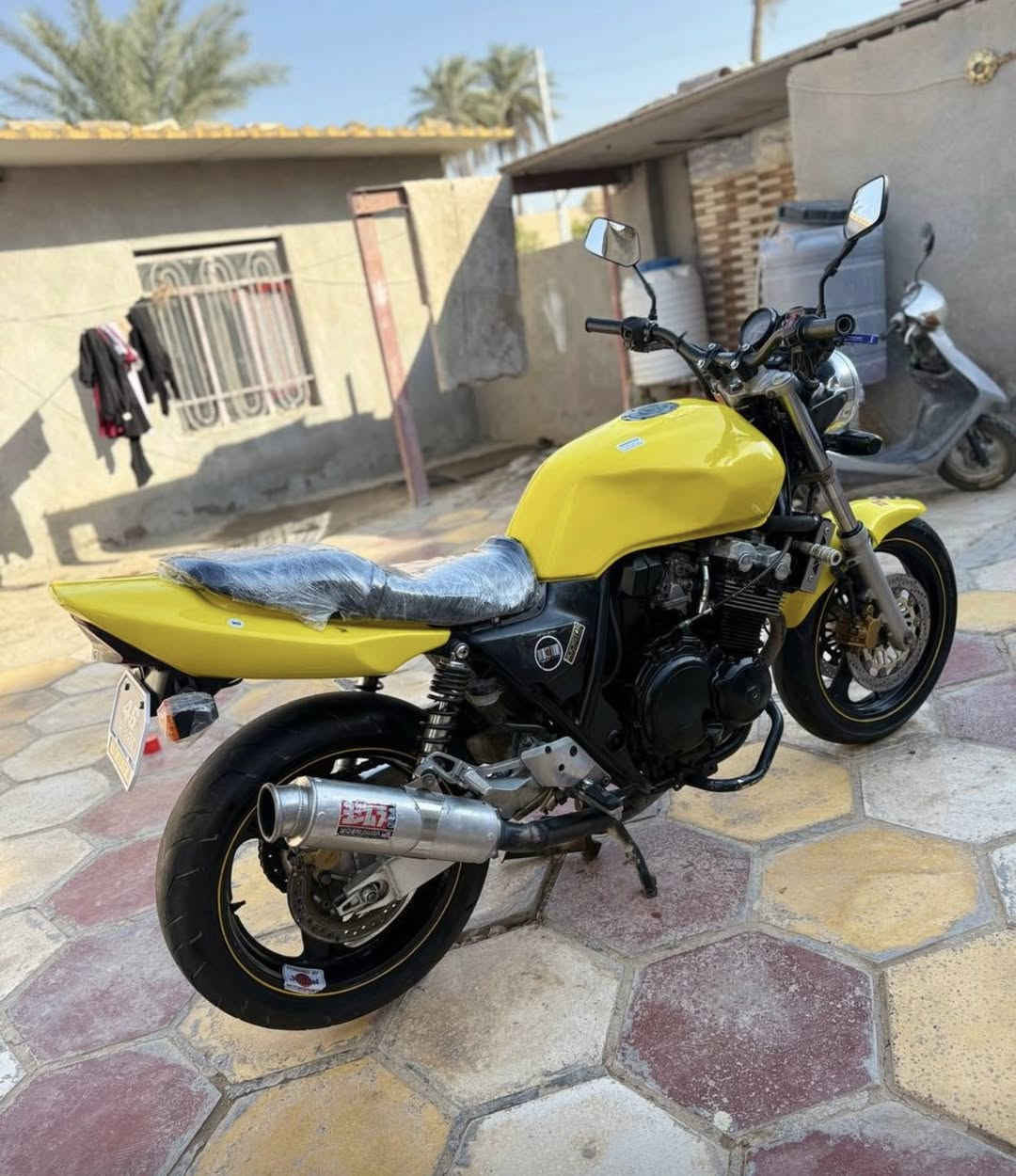 السلام عليكم سيبي 4 موديل 2000 الدراجه حلوه وزينه وكفاله من التاير لتاير مكاني بابل قضاء جبله والشراي يتصل ع الرقم او يتفضل خاص ***********
