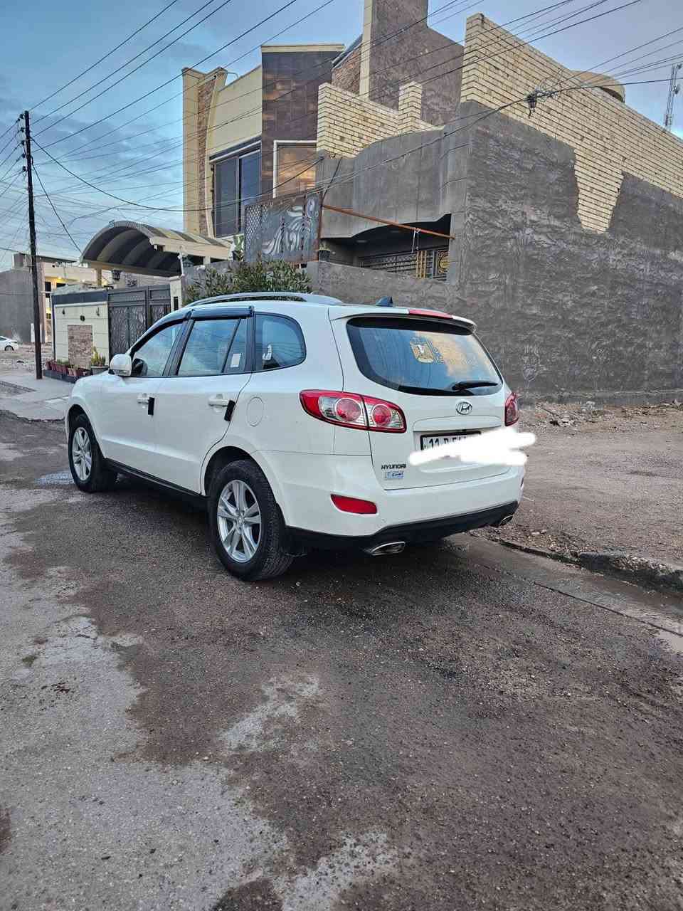 السلام عليكم سنتافيه 2012  الشركه العامه للسيارات محرك 3500 فول موصفات ماعده الفتحه والبصمه  مكان السياره بغداد ***********
